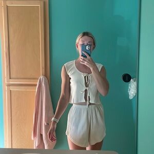 Lisa Says Gah White Set